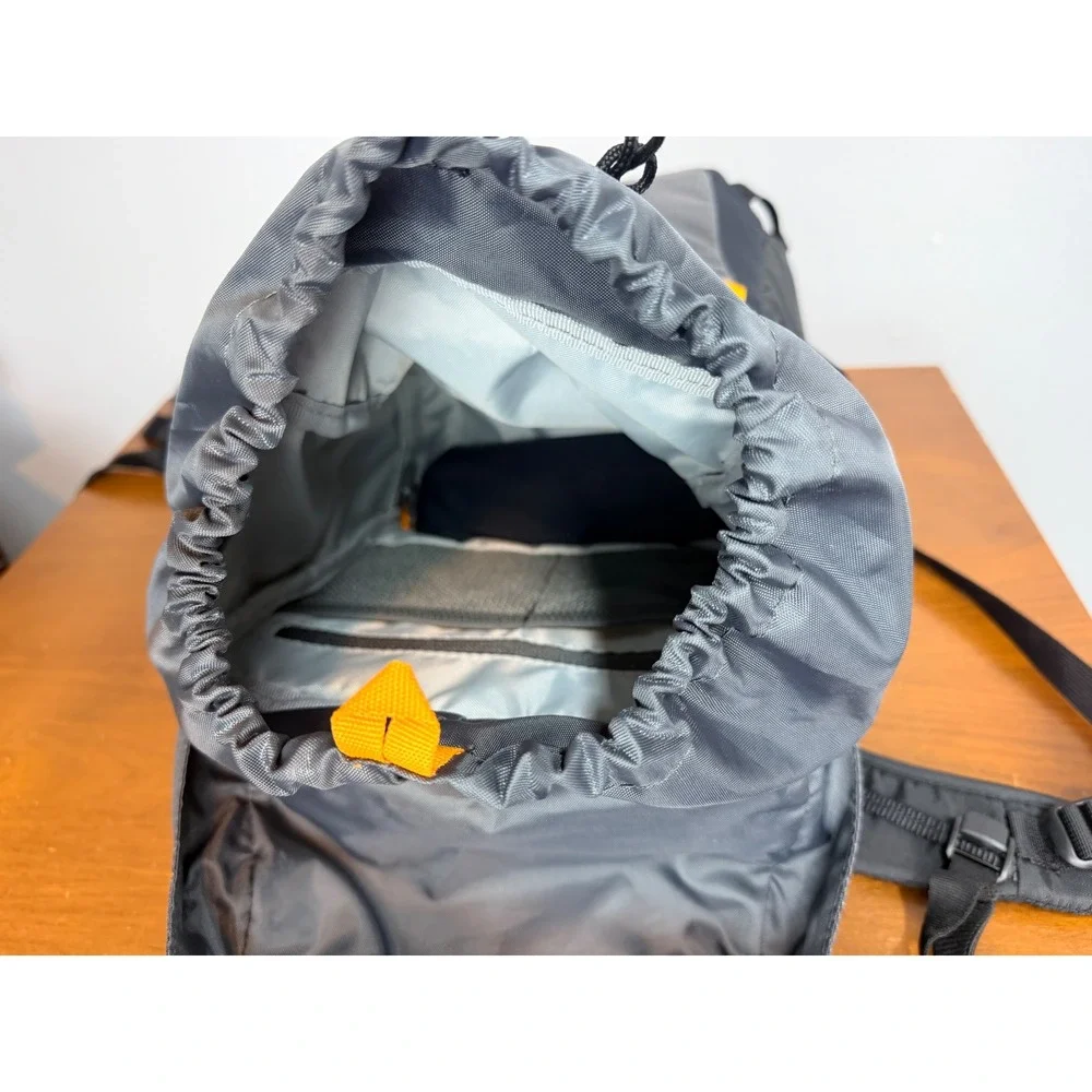 Lowepro PhotoSport BP 15L AW III, Hiking Camera Backpack with Side Access EUC
